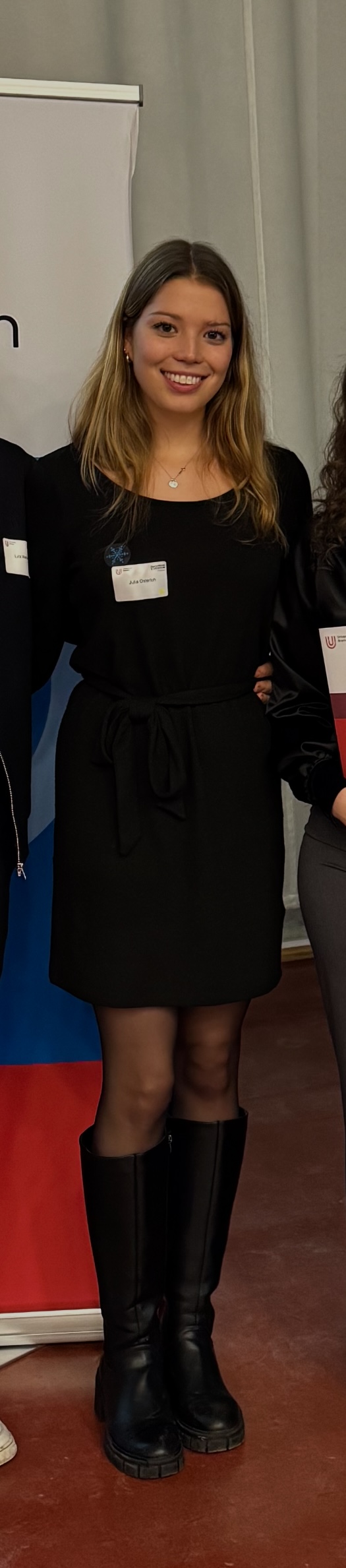 AboutTeaser.imageAlt